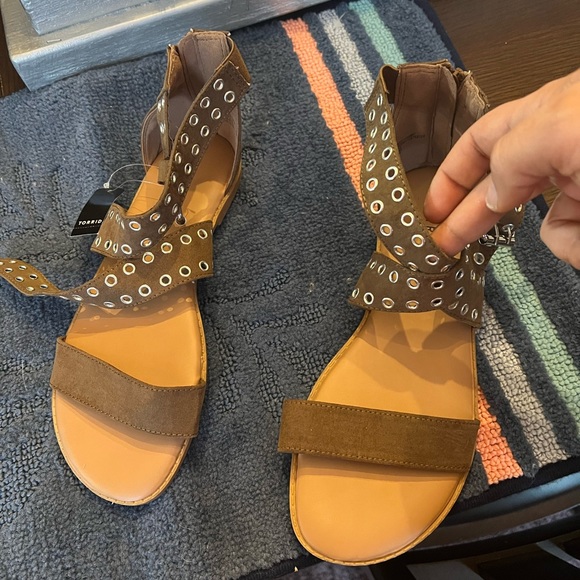 Torrid Sandal - Picture 2 of 3